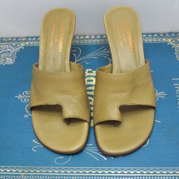 donald pliner dixie bootie